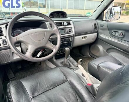 Сірий Міцубісі Паджеро Спорт, об'ємом двигуна 2.5 л та пробігом 276 тис. км за 2900 $, фото 6 на Automoto.ua