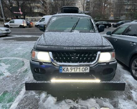 Серый Мицубиси Паджеро Спорт, объемом двигателя 3 л и пробегом 300 тыс. км за 5900 $, фото 1 на Automoto.ua