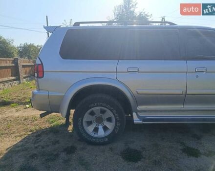 Серый Мицубиси Паджеро Спорт, объемом двигателя 3 л и пробегом 282 тыс. км за 9000 $, фото 7 на Automoto.ua