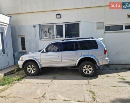 Серый Мицубиси Паджеро Спорт, объемом двигателя 2.48 л и пробегом 327 тыс. км за 8800 $, фото 1 на Automoto.ua