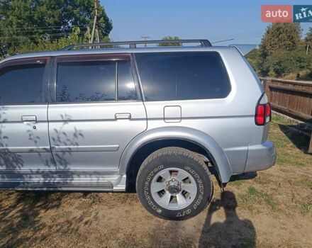Серый Мицубиси Паджеро Спорт, объемом двигателя 3 л и пробегом 282 тыс. км за 9000 $, фото 2 на Automoto.ua