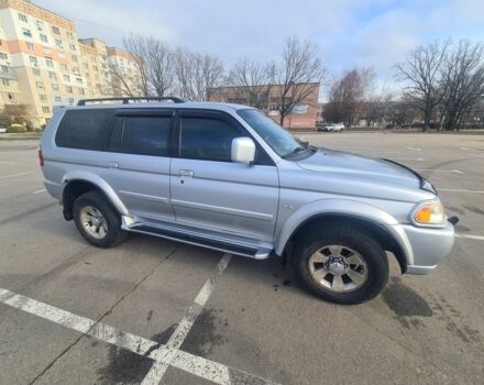 Серый Мицубиси Паджеро Спорт, объемом двигателя 3 л и пробегом 375 тыс. км за 8000 $, фото 2 на Automoto.ua