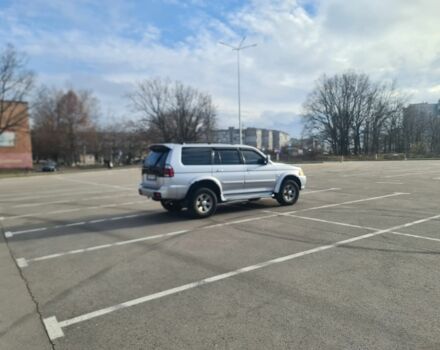 Серый Мицубиси Паджеро Спорт, объемом двигателя 3 л и пробегом 375 тыс. км за 8000 $, фото 4 на Automoto.ua