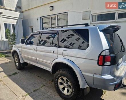 Серый Мицубиси Паджеро Спорт, объемом двигателя 2.48 л и пробегом 327 тыс. км за 8800 $, фото 3 на Automoto.ua