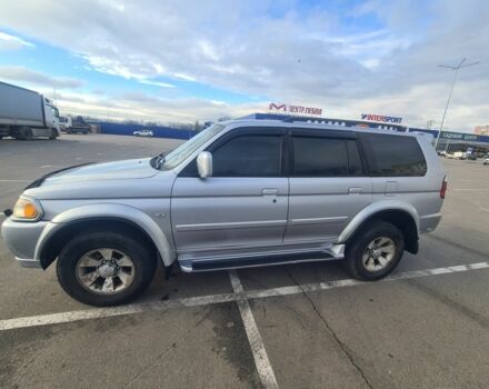 Серый Мицубиси Паджеро Спорт, объемом двигателя 3 л и пробегом 375 тыс. км за 8000 $, фото 1 на Automoto.ua