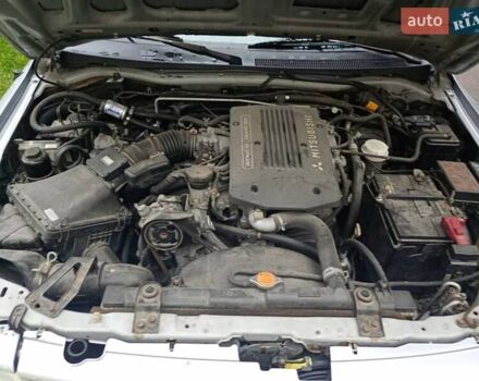 Серый Мицубиси Паджеро Спорт, объемом двигателя 0 л и пробегом 207 тыс. км за 8000 $, фото 15 на Automoto.ua