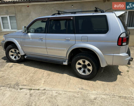 Серый Мицубиси Паджеро Спорт, объемом двигателя 2.48 л и пробегом 395 тыс. км за 9500 $, фото 4 на Automoto.ua
