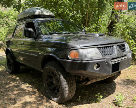 Сірий Міцубісі Паджеро Спорт, об'ємом двигуна 3 л та пробігом 280 тис. км за 6500 $, фото 2 на Automoto.ua