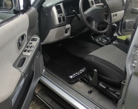 Серый Мицубиси Паджеро Спорт, объемом двигателя 3 л и пробегом 207 тыс. км за 6500 $, фото 8 на Automoto.ua