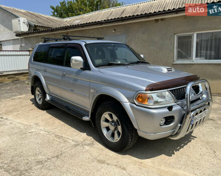 Серый Мицубиси Паджеро Спорт, объемом двигателя 2.48 л и пробегом 395 тыс. км за 9500 $, фото 1 на Automoto.ua