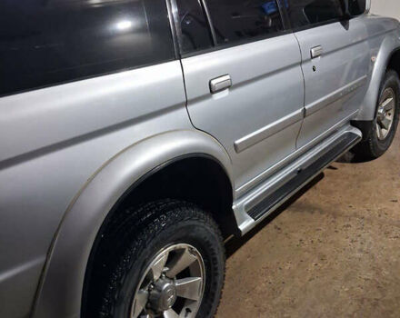 Сірий Міцубісі Паджеро Спорт, об'ємом двигуна 2.5 л та пробігом 260 тис. км за 10500 $, фото 15 на Automoto.ua