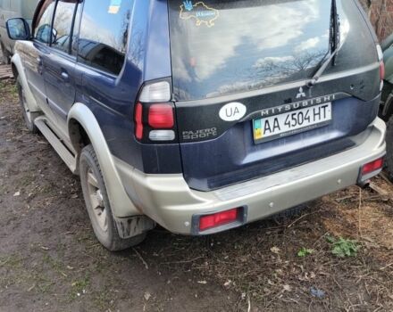 Серый Мицубиси Паджеро Спорт, объемом двигателя 2.5 л и пробегом 360 тыс. км за 8382 $, фото 1 на Automoto.ua