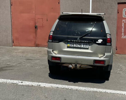 Серый Мицубиси Паджеро Спорт, объемом двигателя 3 л и пробегом 299 тыс. км за 8000 $, фото 4 на Automoto.ua