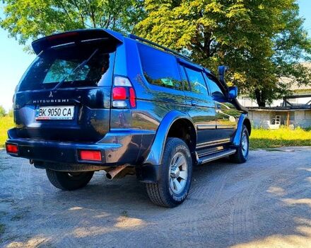 Сірий Міцубісі Паджеро Спорт, об'ємом двигуна 2.5 л та пробігом 186 тис. км за 10700 $, фото 2 на Automoto.ua