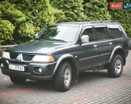 Сірий Міцубісі Паджеро Спорт, об'ємом двигуна 3 л та пробігом 375 тис. км за 8000 $, фото 2 на Automoto.ua