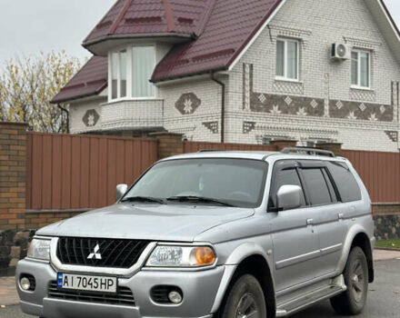 Серый Мицубиси Паджеро Спорт, объемом двигателя 3 л и пробегом 235 тыс. км за 8400 $, фото 5 на Automoto.ua