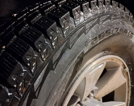 Сірий Міцубісі Паджеро Спорт, об'ємом двигуна 2.5 л та пробігом 260 тис. км за 10500 $, фото 14 на Automoto.ua