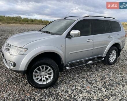 Мицубиси Паджеро Спорт 2010 в Киеве на Automoto.ua Серый Мицубиси Паджеро Спорт, объемом двигателя 2.5 л и пробегом 176 тыс. км за 14000 $, фото 17 на Automoto.ua