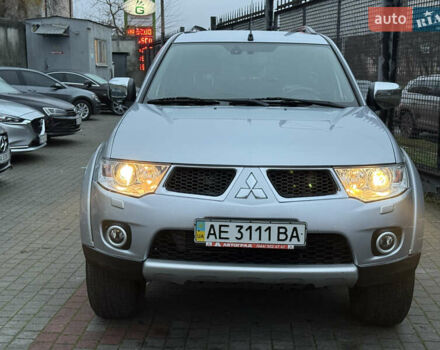 Серый Мицубиси Паджеро Спорт, объемом двигателя 2.5 л и пробегом 107 тыс. км за 12900 $, фото 20 на Automoto.ua