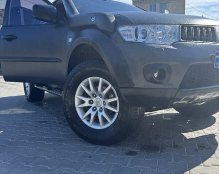 Сірий Міцубісі Паджеро Спорт, об'ємом двигуна 2.48 л та пробігом 225 тис. км за 13200 $, фото 4 на Automoto.ua