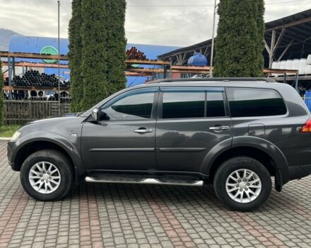 Серый Мицубиси Паджеро Спорт, объемом двигателя 2.5 л и пробегом 296 тыс. км за 11800 $, фото 3 на Automoto.ua