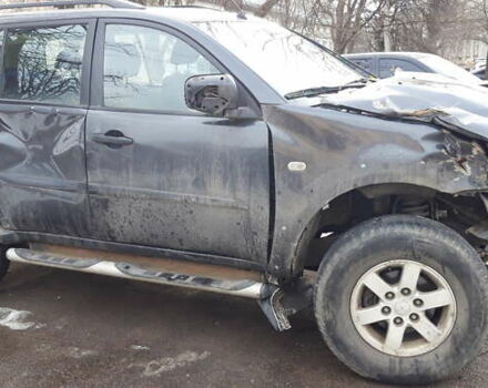 Сірий Міцубісі Паджеро Спорт, об'ємом двигуна 2.5 л та пробігом 38 тис. км за 8500 $, фото 3 на Automoto.ua