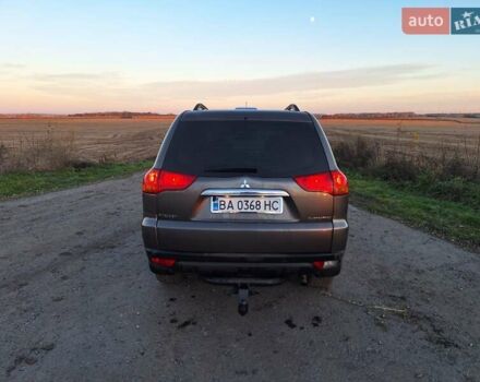 Серый Мицубиси Паджеро Спорт, объемом двигателя 2.48 л и пробегом 218 тыс. км за 16200 $, фото 13 на Automoto.ua