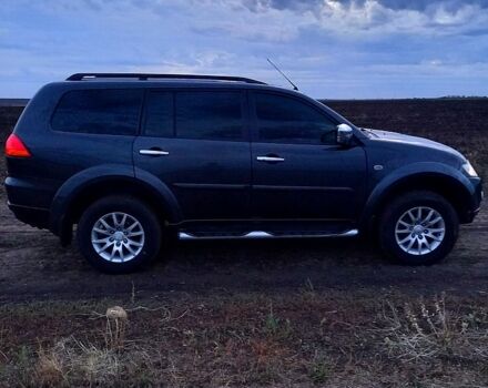 Серый Мицубиси Паджеро Спорт, объемом двигателя 2.5 л и пробегом 211 тыс. км за 12000 $, фото 9 на Automoto.ua