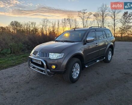 Серый Мицубиси Паджеро Спорт, объемом двигателя 2.48 л и пробегом 218 тыс. км за 16200 $, фото 20 на Automoto.ua