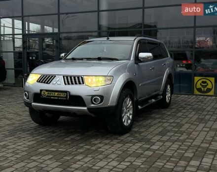 Серый Мицубиси Паджеро Спорт, объемом двигателя 2.48 л и пробегом 157 тыс. км за 16300 $, фото 2 на Automoto.ua