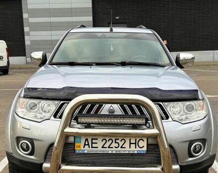 Серый Мицубиси Паджеро Спорт, объемом двигателя 2.5 л и пробегом 177 тыс. км за 19999 $, фото 3 на Automoto.ua