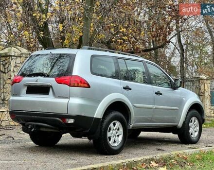 Серый Мицубиси Паджеро Спорт, объемом двигателя 0 л и пробегом 121 тыс. км за 11500 $, фото 18 на Automoto.ua