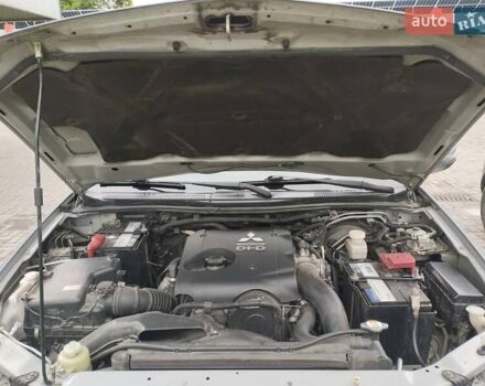 Серый Мицубиси Паджеро Спорт, объемом двигателя 2.5 л и пробегом 120 тыс. км за 16600 $, фото 17 на Automoto.ua