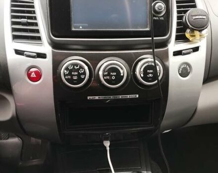 Серый Мицубиси Паджеро Спорт, объемом двигателя 2.5 л и пробегом 120 тыс. км за 16600 $, фото 9 на Automoto.ua