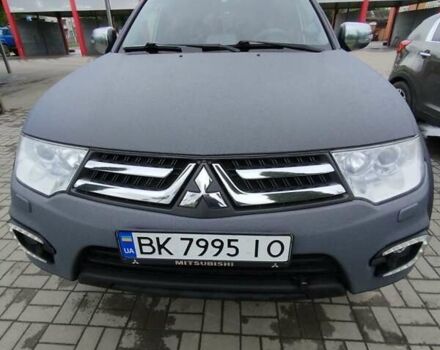 Серый Мицубиси Паджеро Спорт, объемом двигателя 2.5 л и пробегом 120 тыс. км за 16600 $, фото 1 на Automoto.ua