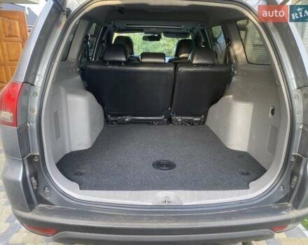 Сірий Міцубісі Паджеро Спорт, об'ємом двигуна 2.48 л та пробігом 345 тис. км за 13500 $, фото 2 на Automoto.ua