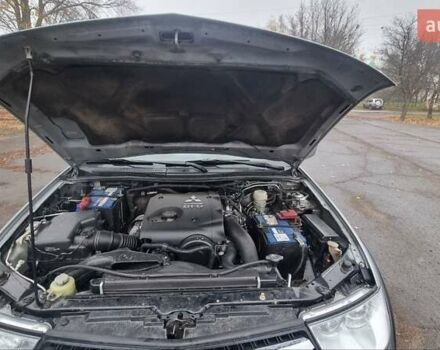 Серый Мицубиси Паджеро Спорт, объемом двигателя 2.48 л и пробегом 287 тыс. км за 13200 $, фото 12 на Automoto.ua