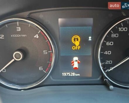 Серый Мицубиси Паджеро Спорт, объемом двигателя 2.44 л и пробегом 197 тыс. км за 26700 $, фото 13 на Automoto.ua