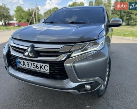 Сірий Міцубісі Паджеро Спорт, об'ємом двигуна 2.4 л та пробігом 173 тис. км за 19750 $, фото 2 на Automoto.ua