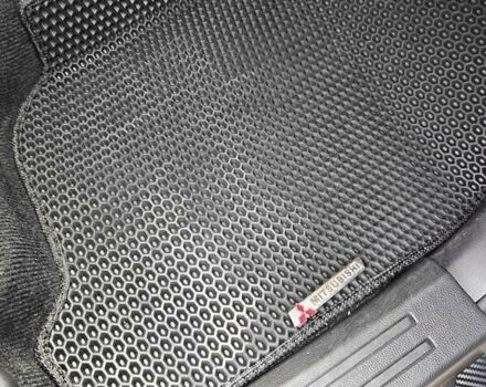 Серый Мицубиси Паджеро Спорт, объемом двигателя 2.44 л и пробегом 197 тыс. км за 26700 $, фото 19 на Automoto.ua