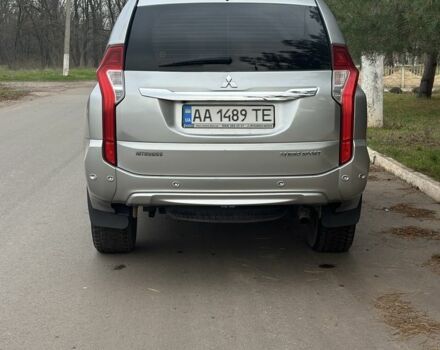 Серый Мицубиси Паджеро Спорт, объемом двигателя 2.4 л и пробегом 270 тыс. км за 19999 $, фото 3 на Automoto.ua