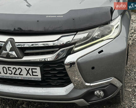 Серый Мицубиси Паджеро Спорт, объемом двигателя 2.44 л и пробегом 170 тыс. км за 21000 $, фото 5 на Automoto.ua