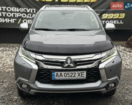 Серый Мицубиси Паджеро Спорт, объемом двигателя 2.44 л и пробегом 170 тыс. км за 21000 $, фото 3 на Automoto.ua