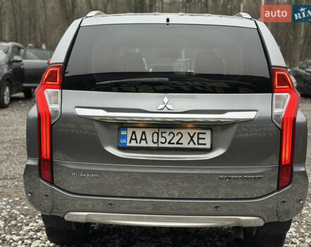 Серый Мицубиси Паджеро Спорт, объемом двигателя 2.44 л и пробегом 170 тыс. км за 21000 $, фото 6 на Automoto.ua