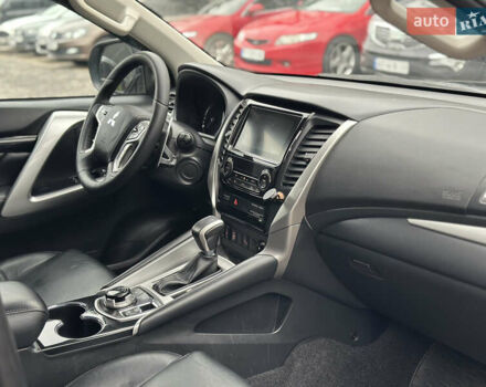 Серый Мицубиси Паджеро Спорт, объемом двигателя 2.44 л и пробегом 170 тыс. км за 21000 $, фото 10 на Automoto.ua