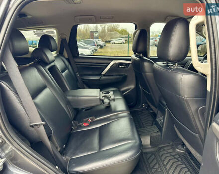 Серый Мицубиси Паджеро Спорт, объемом двигателя 2.44 л и пробегом 117 тыс. км за 33000 $, фото 17 на Automoto.ua