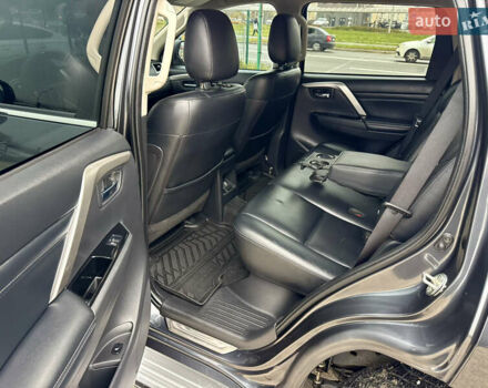 Серый Мицубиси Паджеро Спорт, объемом двигателя 2.44 л и пробегом 117 тыс. км за 33000 $, фото 14 на Automoto.ua