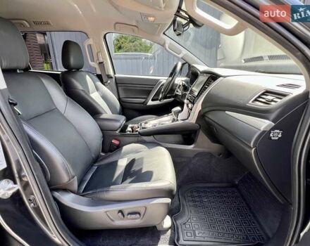 Серый Мицубиси Паджеро Спорт, объемом двигателя 2.44 л и пробегом 50 тыс. км за 36900 $, фото 48 на Automoto.ua