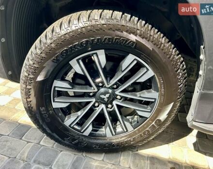 Серый Мицубиси Паджеро Спорт, объемом двигателя 2.44 л и пробегом 50 тыс. км за 36900 $, фото 71 на Automoto.ua