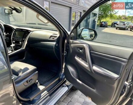 Серый Мицубиси Паджеро Спорт, объемом двигателя 2.44 л и пробегом 50 тыс. км за 36900 $, фото 43 на Automoto.ua